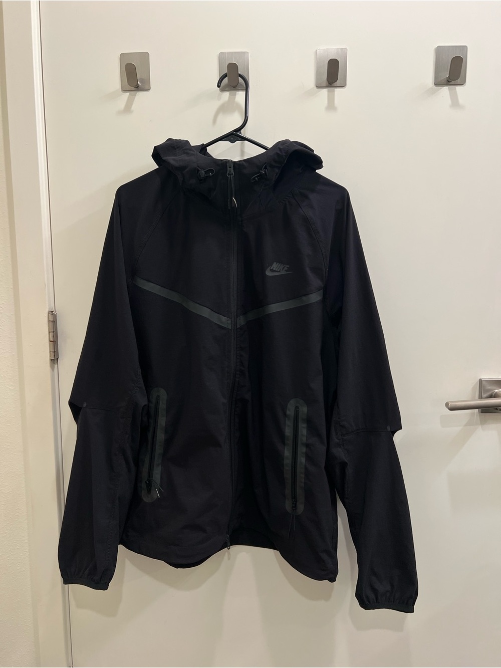 Nike Men's Dri-FIT Tech Woven Windrunner Full-Zip Jacket Small!!! Fits as Medium